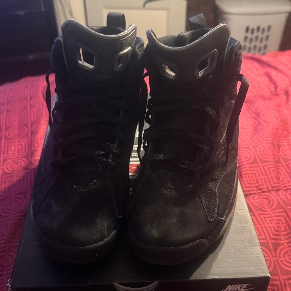 Nike Black High-Top Athletic Shoes